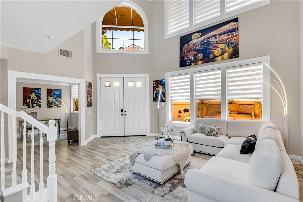 28060 Paseo Hacienda