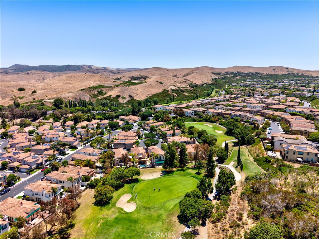 28060 Paseo Hacienda