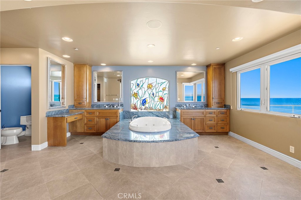 35735 Beach