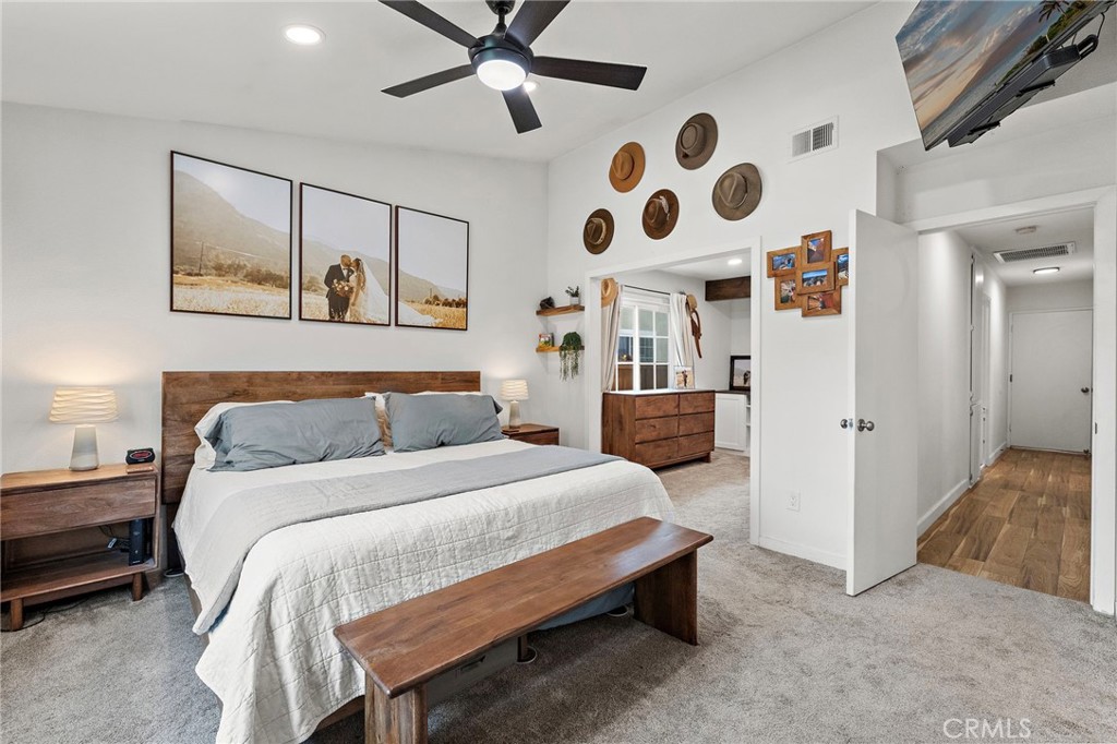 21155 Larchmont