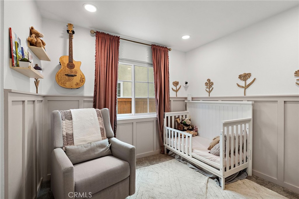 21155 Larchmont