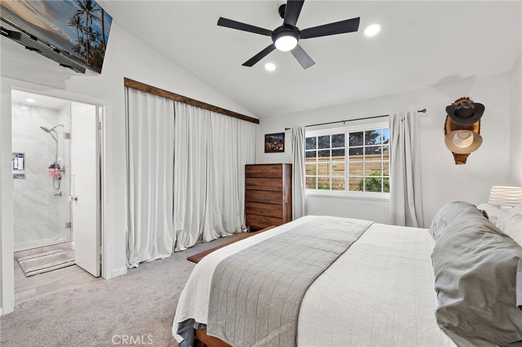 21155 Larchmont