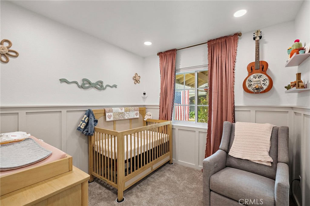 21155 Larchmont