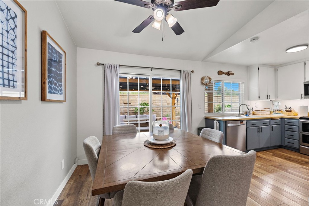 21155 Larchmont
