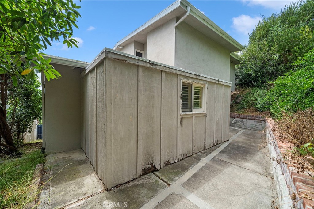 459 Hilledge Drive