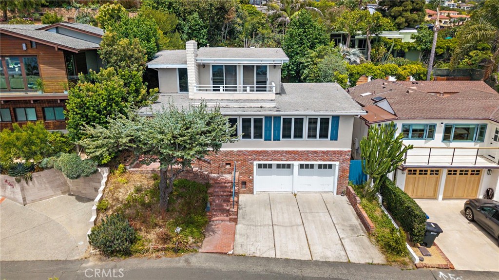 459 Hilledge Drive