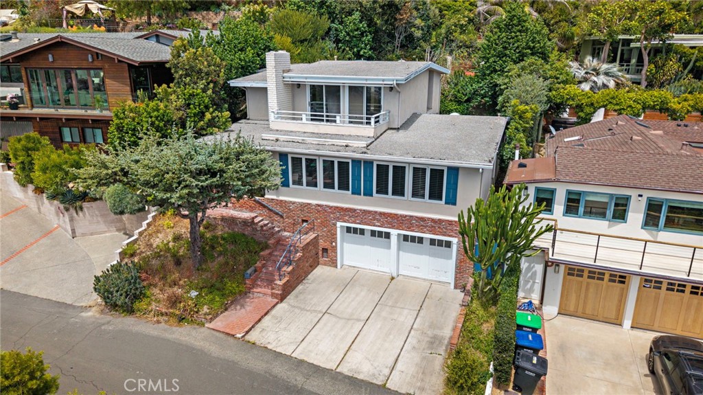459 Hilledge Drive