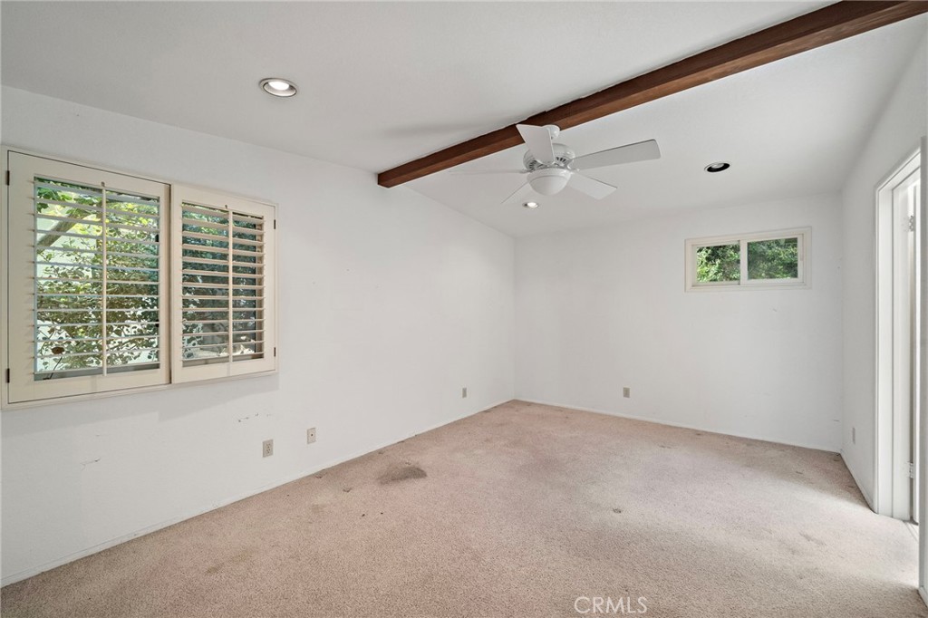 459 Hilledge Drive