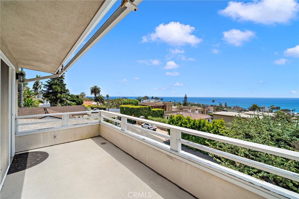459 Hilledge Drive