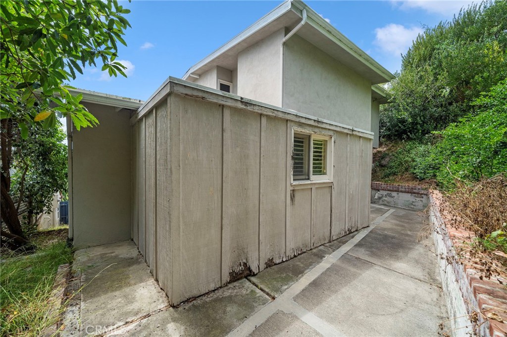 459 Hilledge Drive