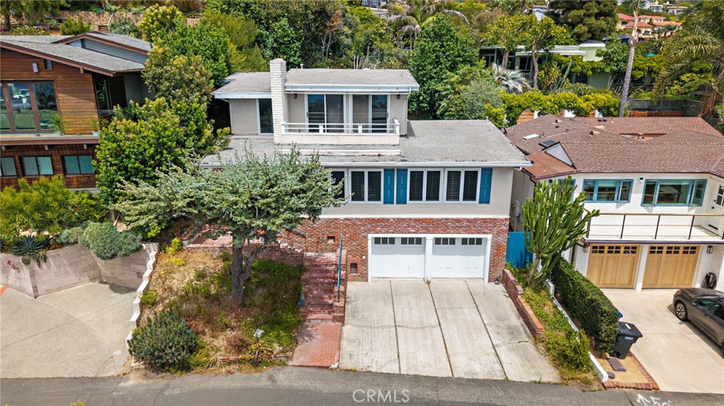 459 Hilledge Drive