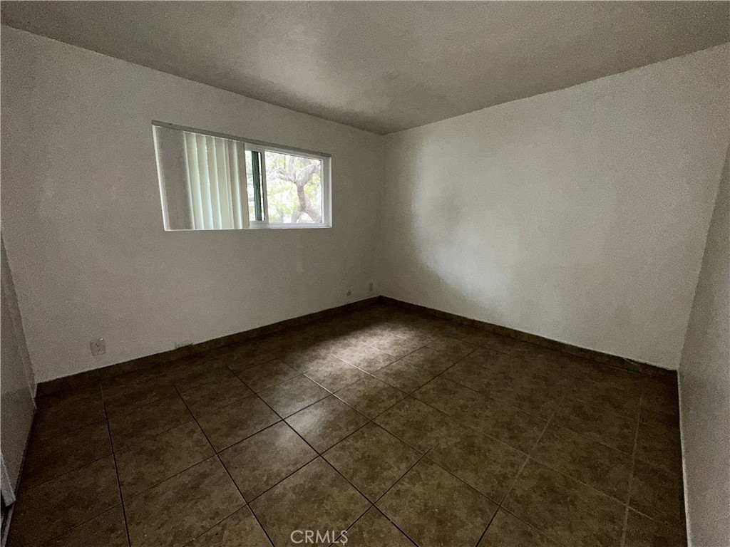 120 E Pine J