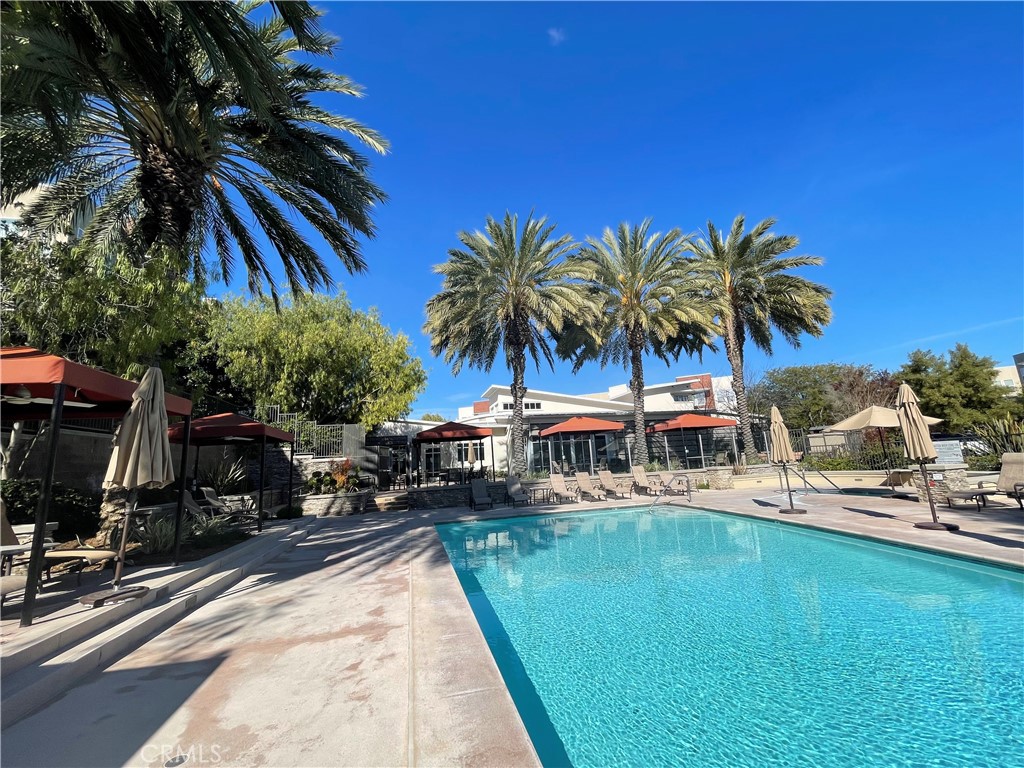 71 Vantis Drive