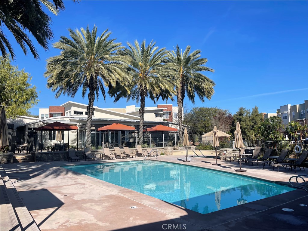 71 Vantis Drive