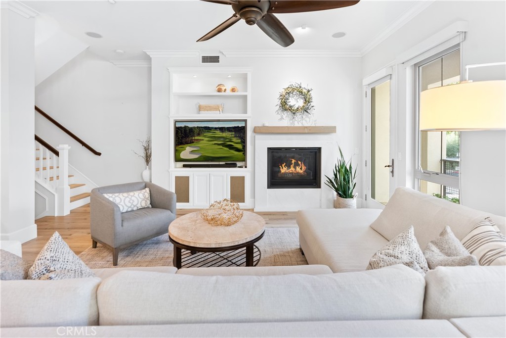 71 Vantis Drive
