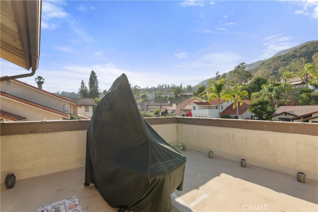 2622 Starcrest Drive