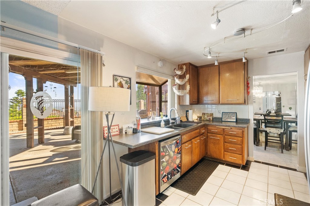 2622 Starcrest Drive