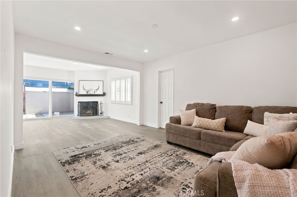 3730 W 173rd