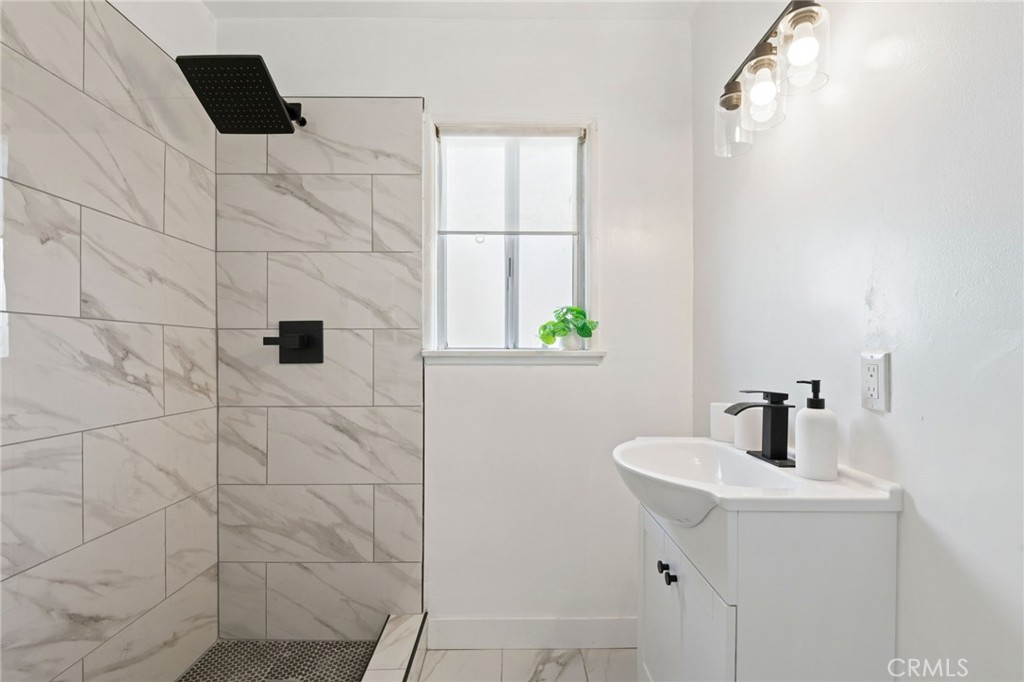 3730 W 173rd
