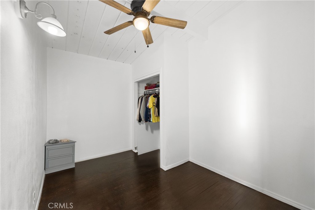 2603 Calle Del Comercio
