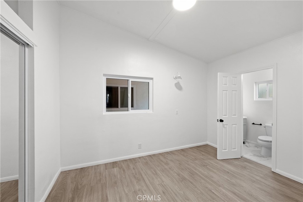 2603 Calle Del Comercio