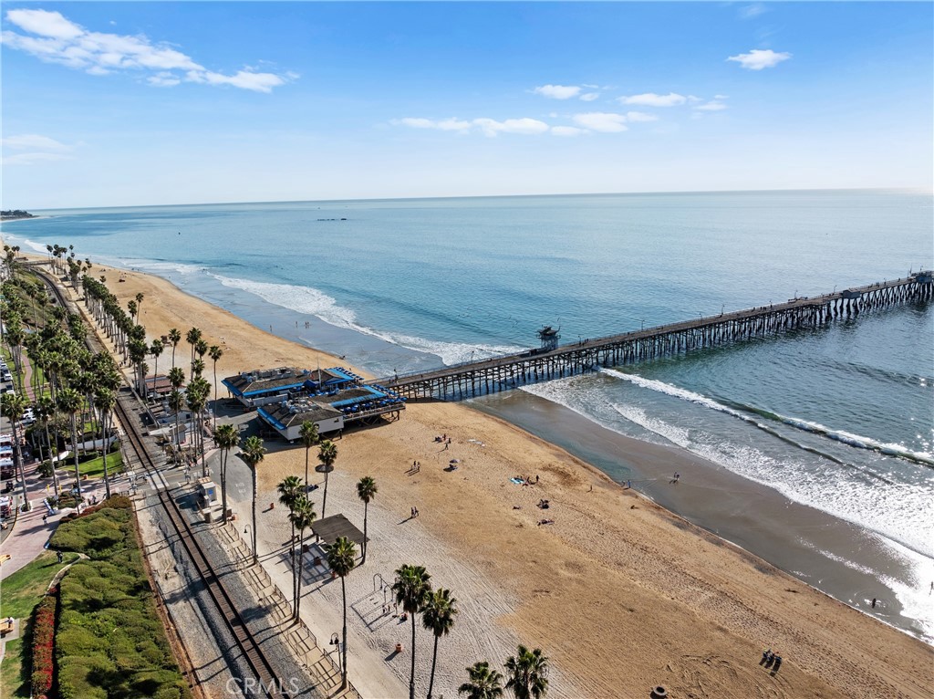 2603 Calle Del Comercio