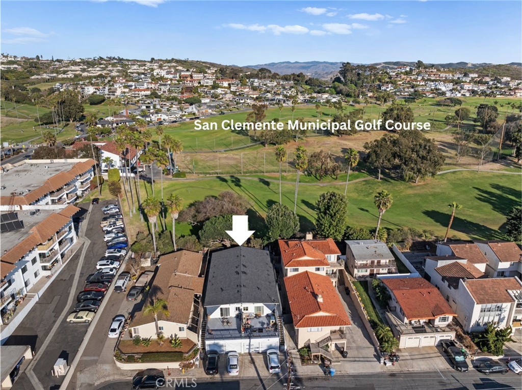 2603 Calle Del Comercio