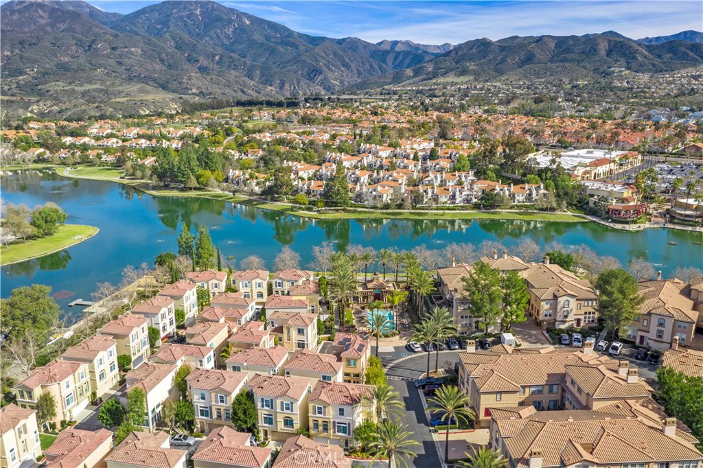 82 Montana Del Lago