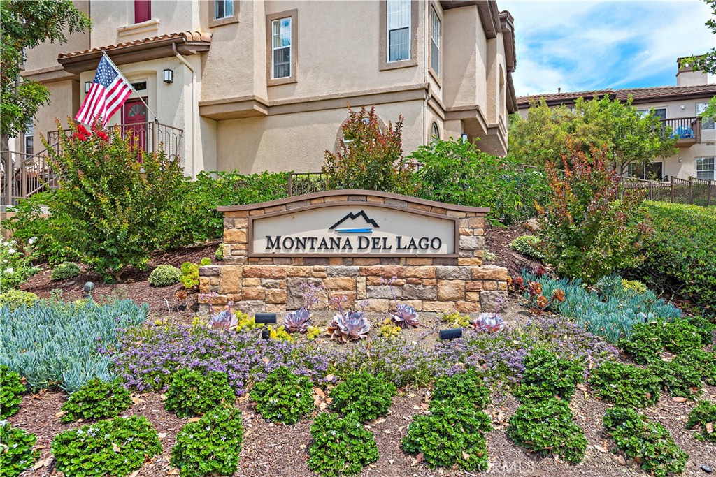 82 Montana Del Lago