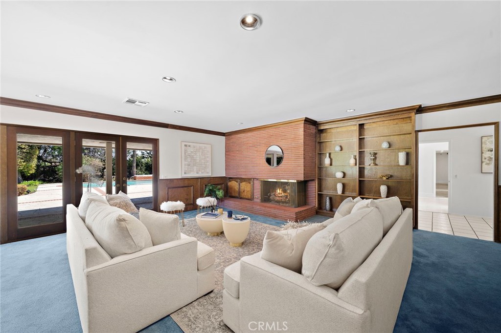1001 Eadington