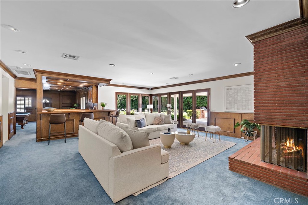 1001 Eadington