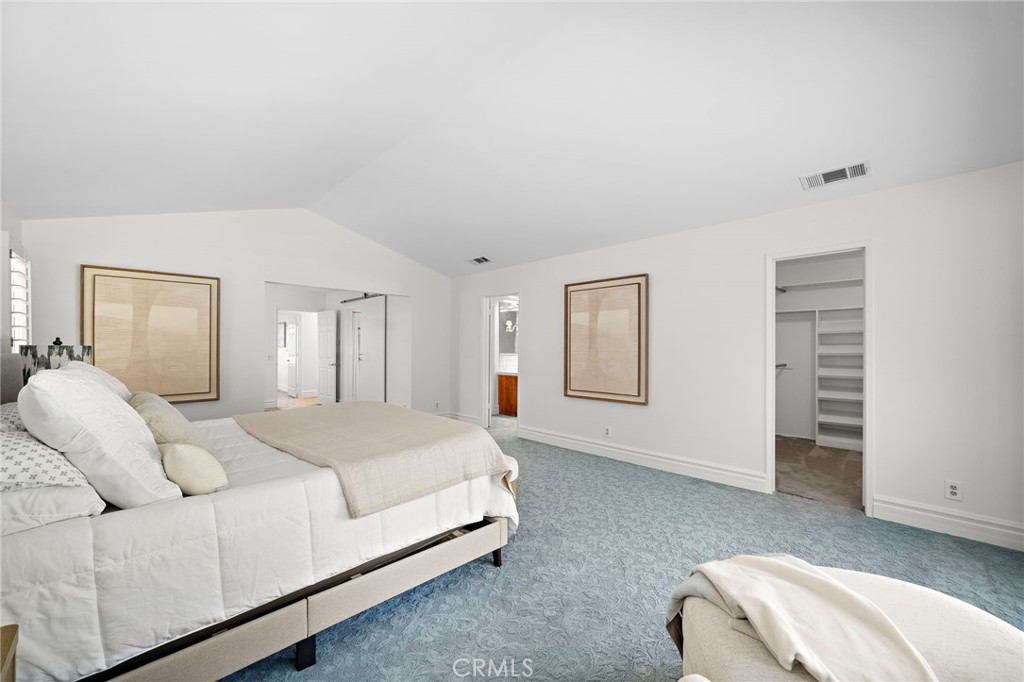 1001 Eadington