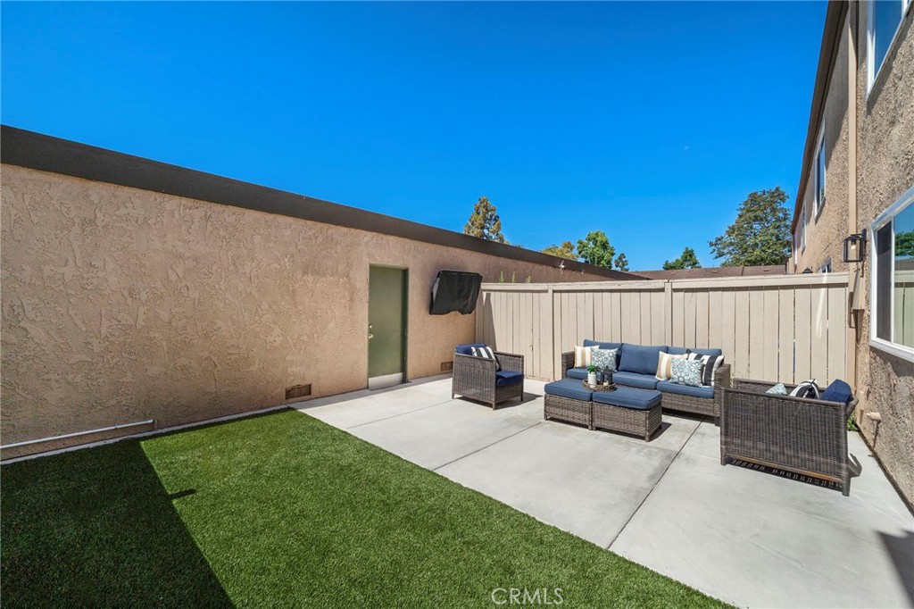 10853 Poly Court