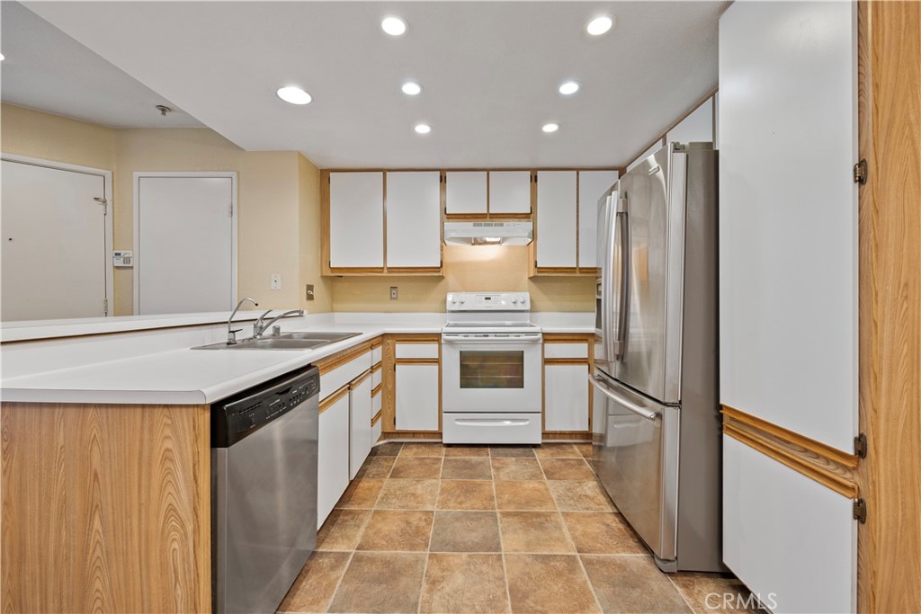 2800 Keller Drive 69