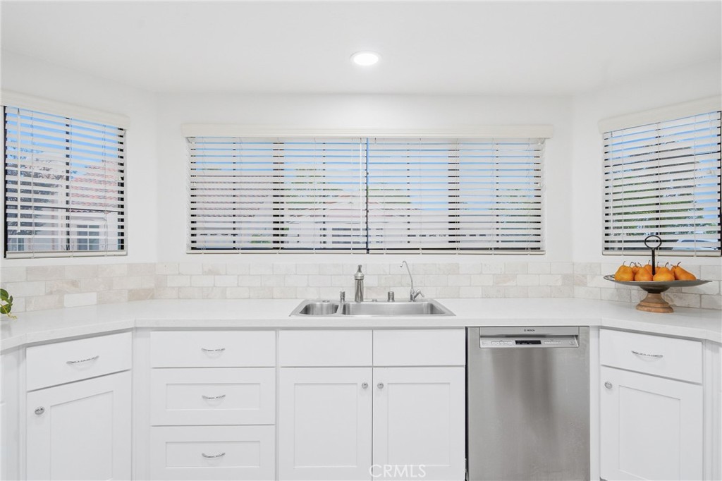 28404 Buena Vista