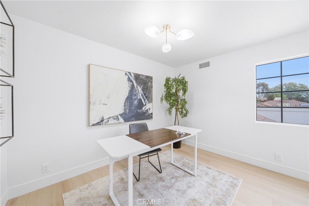28404 Buena Vista