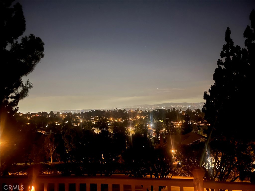 5780 E River Valley