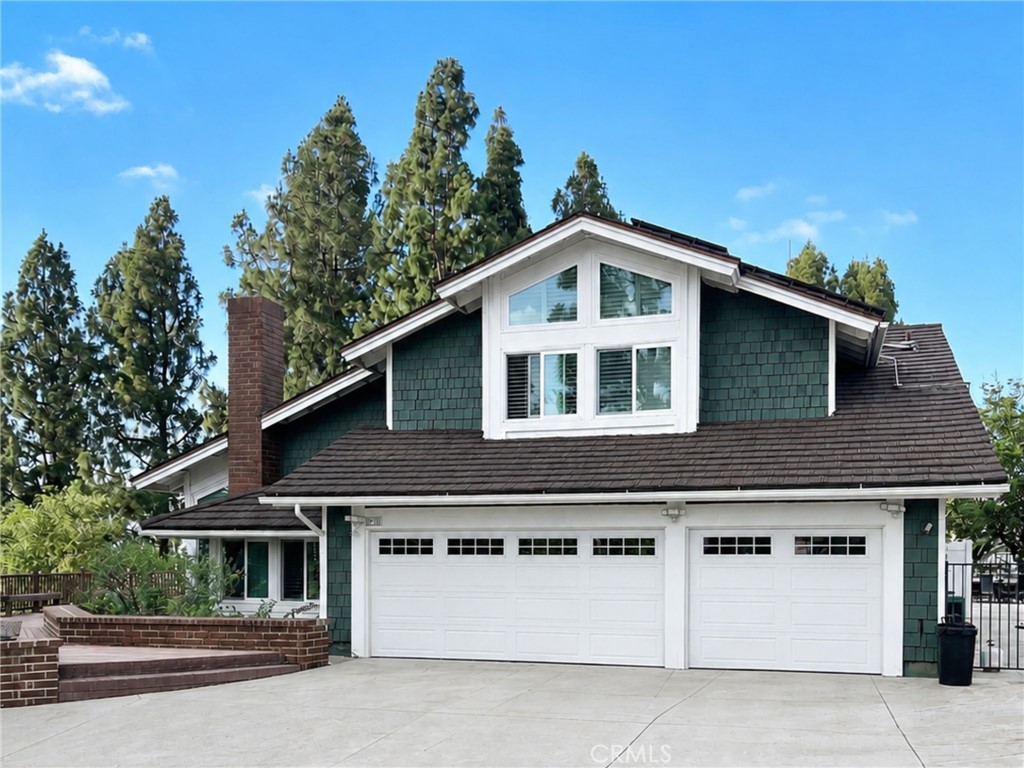 5780 E River Valley