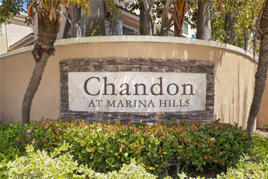 103 Chandon