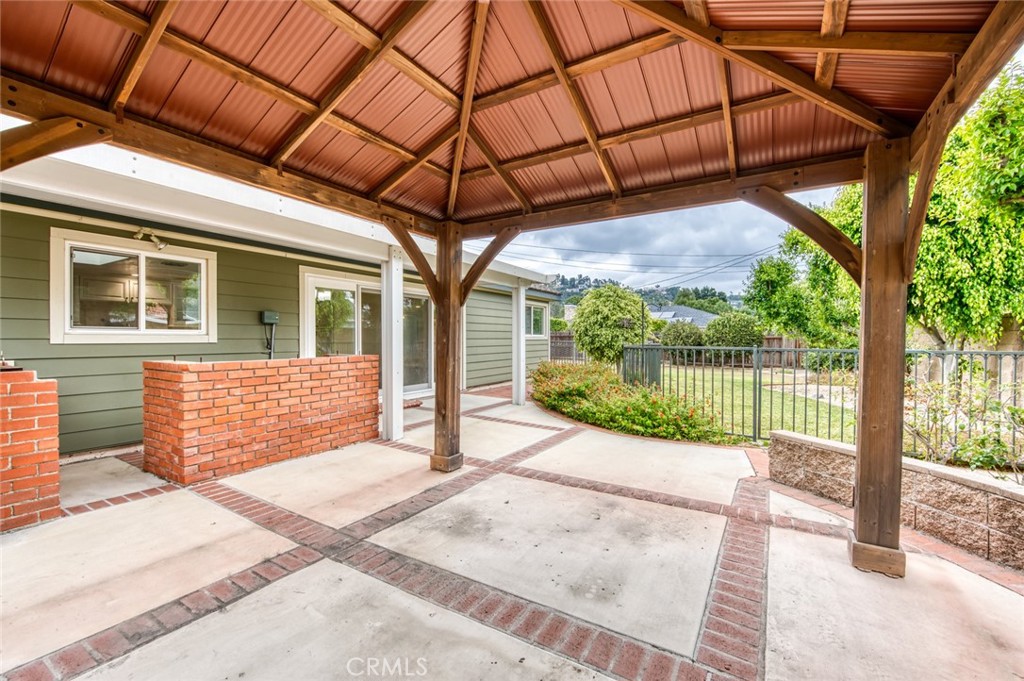 1192 Foothill Boulevard