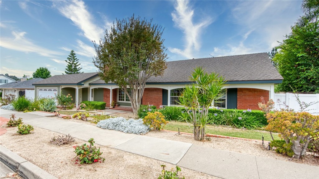 1192 Foothill Boulevard