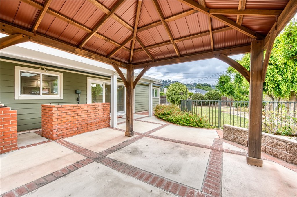 1192 Foothill Boulevard