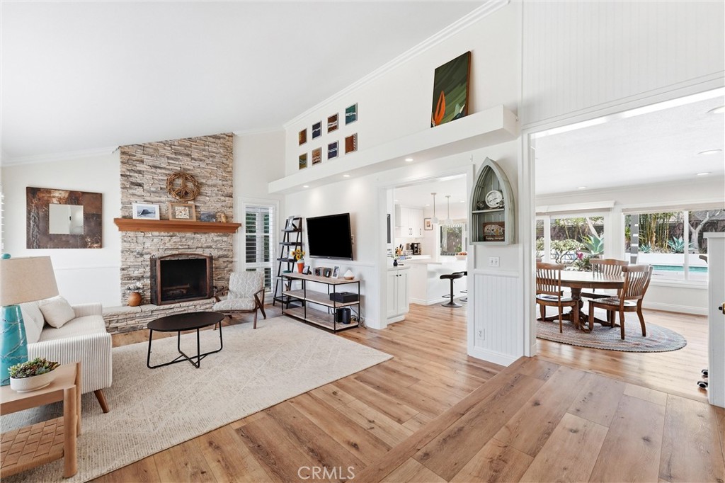 17982 Dellglen Circle
