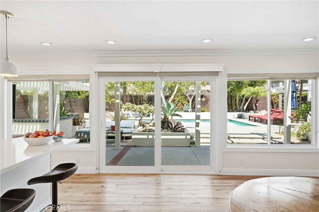 17982 Dellglen Circle