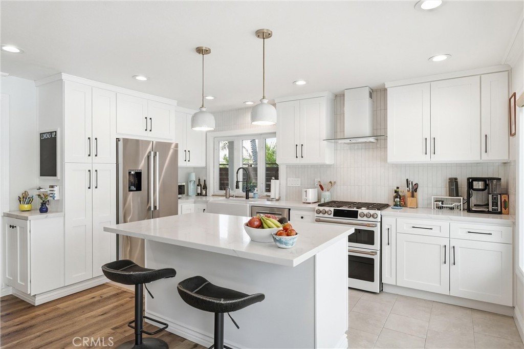 17982 Dellglen Circle