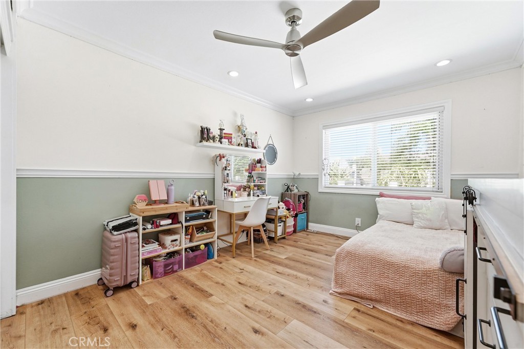 17982 Dellglen Circle