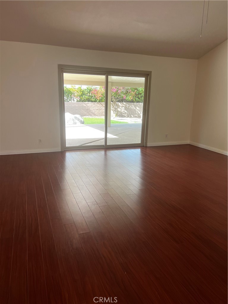 122 W Fairfield