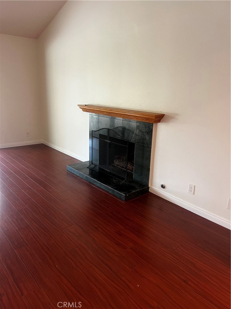122 W Fairfield