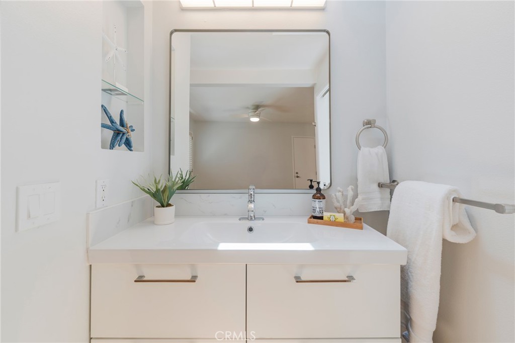 21372 Green Cove