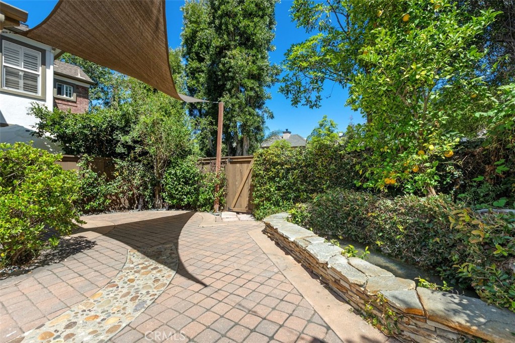 18 Lansdale Court